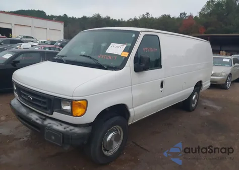 2004 Ford E-250 Commercial/Recreational z USA, uszkodzony, nr VIN 1FTNS24W84HA41025